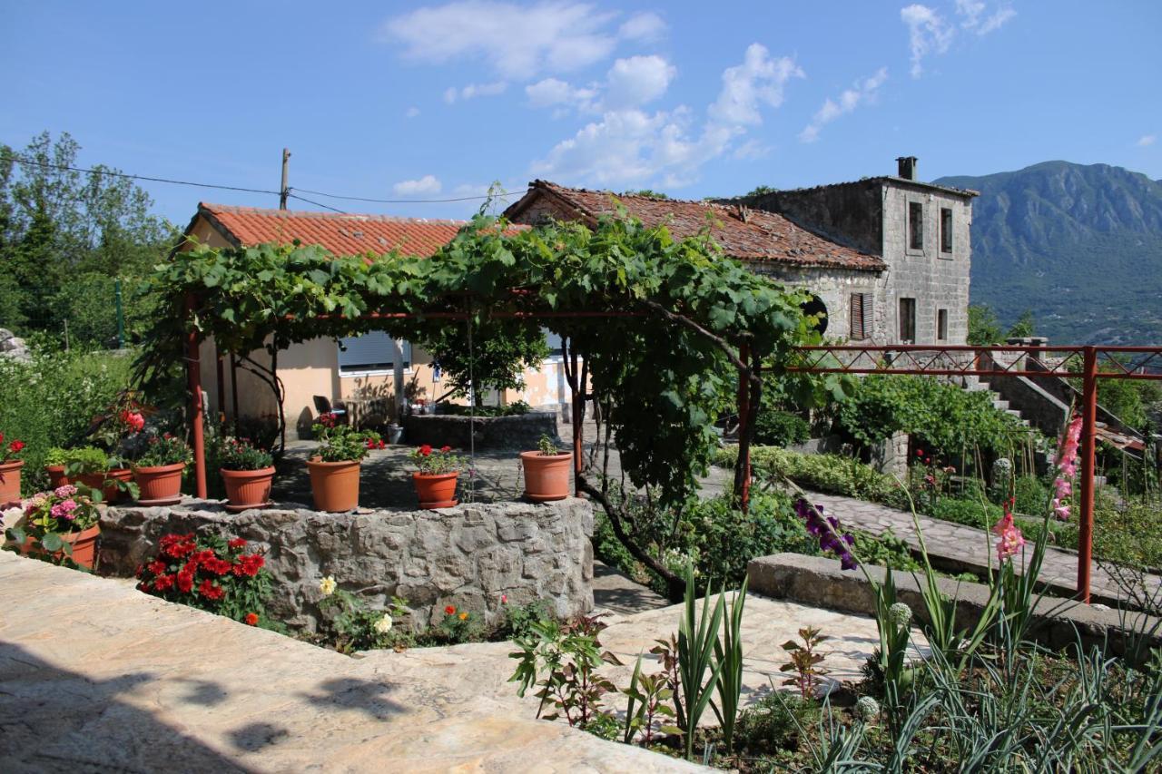 Holiday Home Gazevic Virpazar Luaran gambar