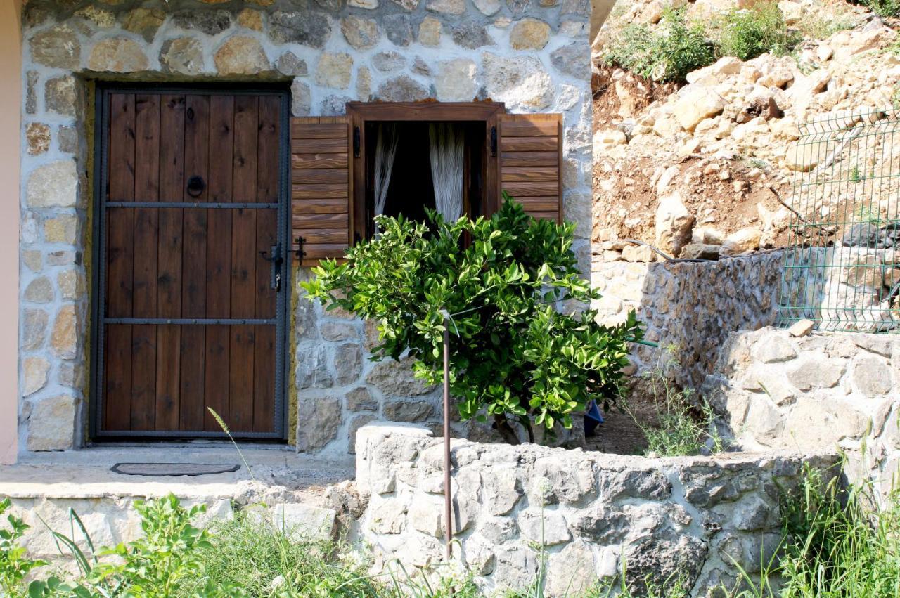 Holiday Home Gazevic Virpazar Luaran gambar