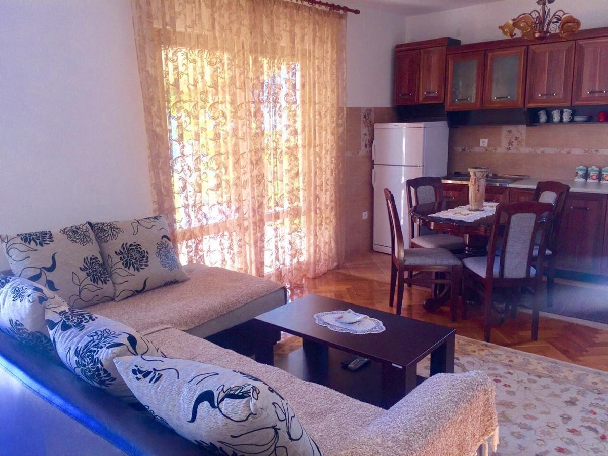 Holiday Home Gazevic Virpazar Luaran gambar